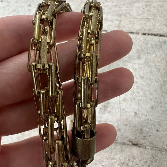 Vintage Antique Look Gold Tone Chunky Accordion Link Chain Necklace - Picture 5 of 8